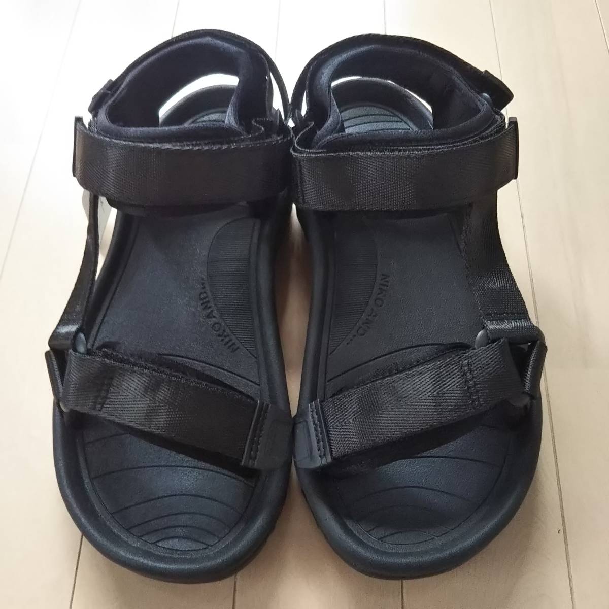 新品 新品 Niko And ニコアンド メンズ ブラック ストラップサンダル Mサイズ の落札情報詳細 ヤフオク落札価格情報 オークフリー スマートフォン版