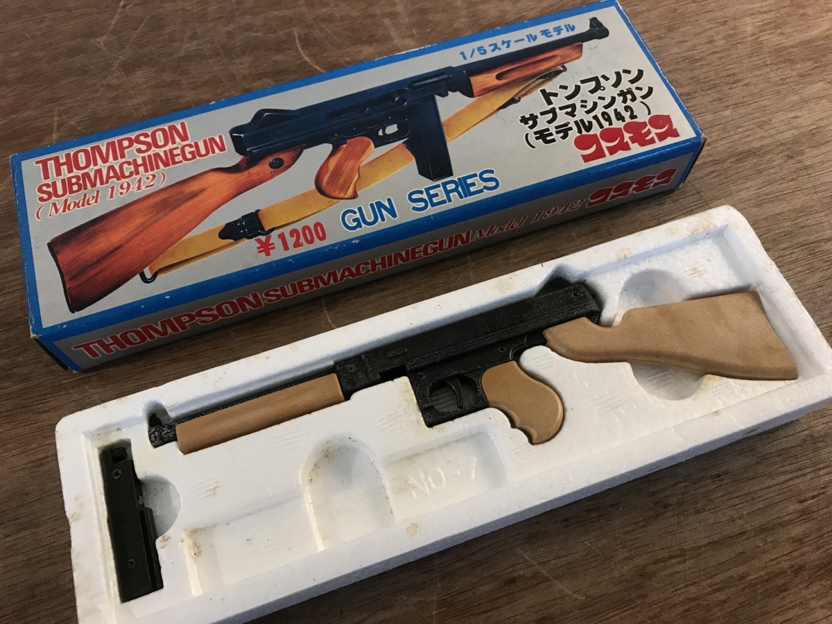 □送料無料□コスモス 銃 トンプソン サブマシンガン 1942 ミニチュア