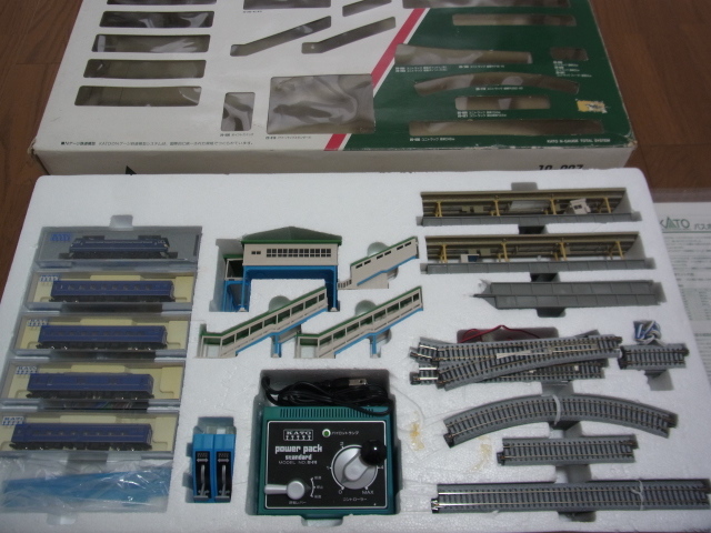 KATO ニュートータルセット・パスポートデラックス 10-008 Nゲージ