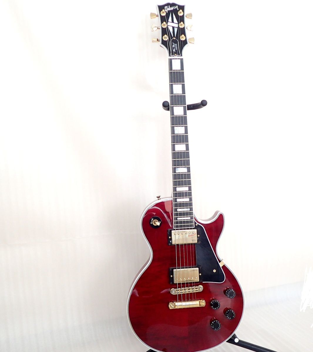 中古 Gibson ギブソン Les Paul Custom レスポールカスタム ワインレッド ハードケース付き の落札情報詳細 ヤフオク落札価格情報 オークフリー スマートフォン版