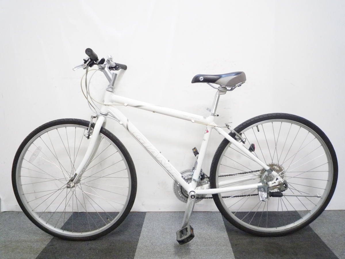 GIANT CS2500（ジャイアント） クロスバイク 管理NO20200531-4