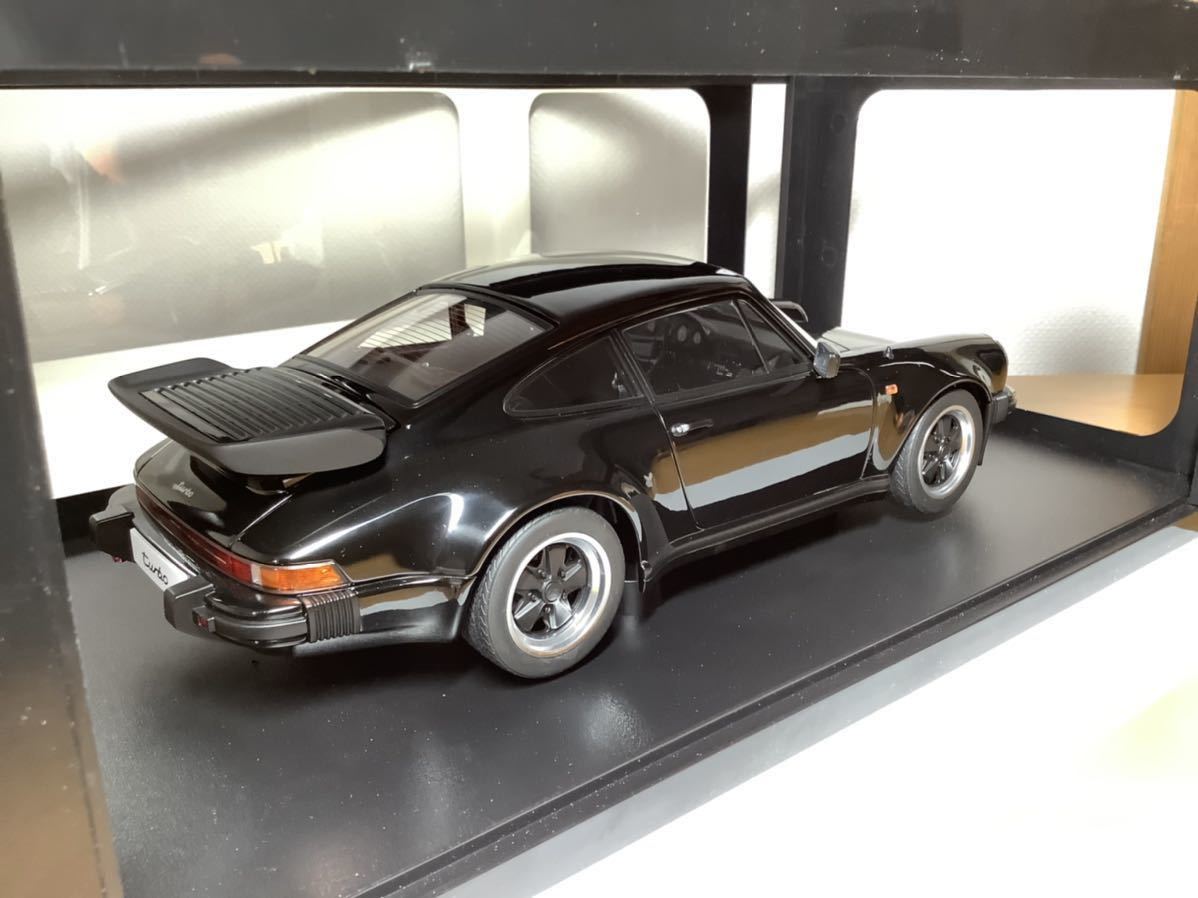 Aa ポルシェ911 turbo 3.3 (930)1/18 オートアート（○絶版 1/18