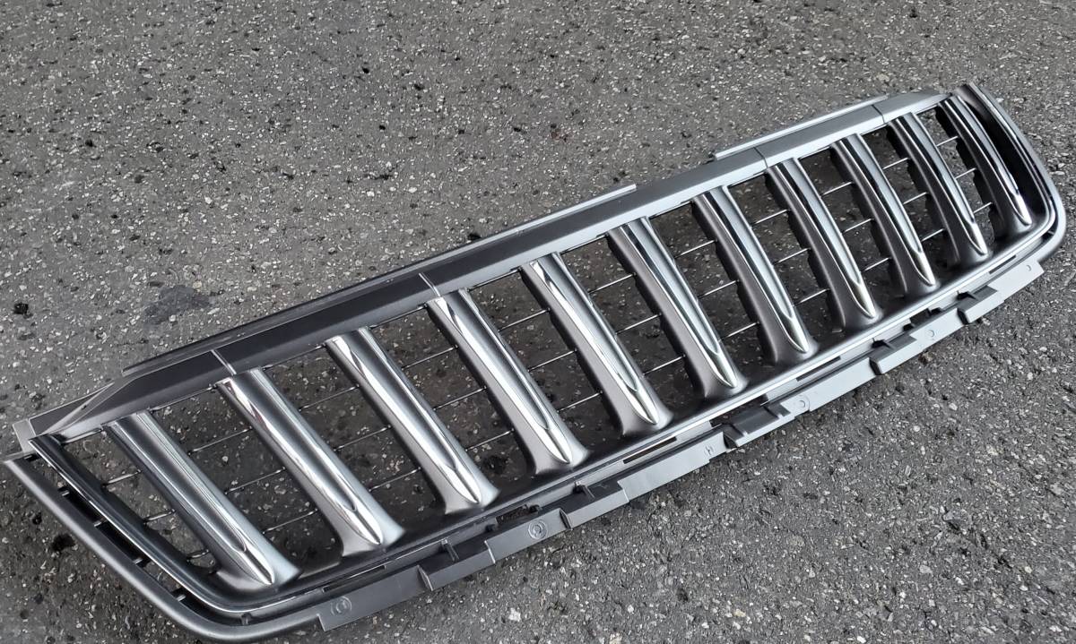 格安売切り 使用期間１ヶ月 ヴァンガード純正オプション メッキグリル パーツ トヨタ純正部品 即決送料無料 の落札情報詳細 ヤフオク落札価格情報 オークフリー スマートフォン版