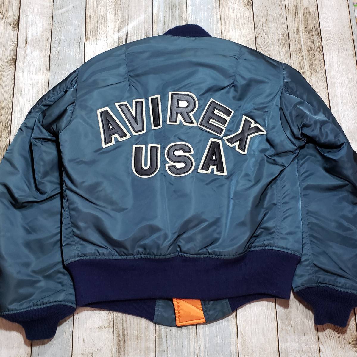 ☆ AVIREX ☆ USA製 アヴィレックス MA-1 ネイビーブルー 「AVIREX USA 」 ロゴ フライトジャケット MADE IN USA LTD リミテッド の落札情報詳細| ヤフオク落札価格情報 オークフリー・スマートフォン版 ☆ AVIREX ☆ USA製 アヴィレックス MA-1 ネイビーブルー 「AVIREX USA 」 ロゴ フライトジャケット MADE IN USA LTD リミテッド の落札情報詳細| ヤフオク落札価格情報 オークフリー・スマートフォン版