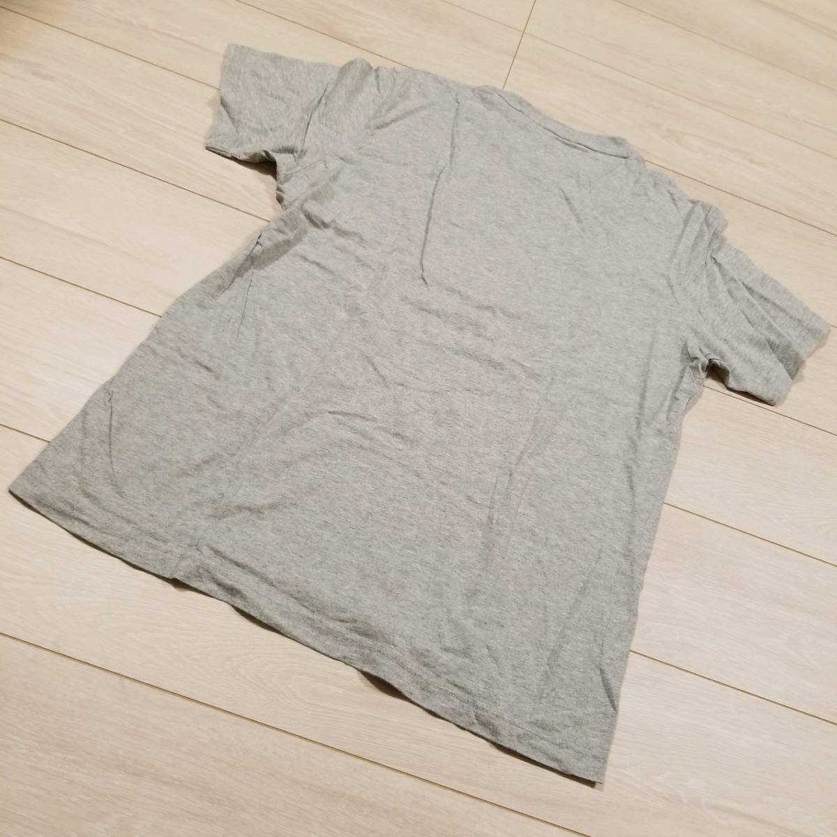K45 Uniqlo ユニクロ Tシャツ L メンズ One Piece ワンピース カットソー 半袖 グレー系 アニメ キャラクター の落札情報詳細 ヤフオク落札価格情報 オークフリー スマートフォン版