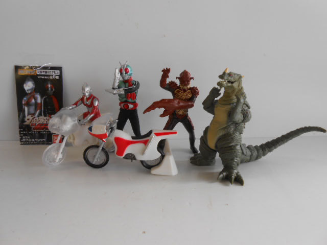 新品】♯Kis30BZウルトラマンVS仮面ライダー全5種HGガドラス毒サソリ男