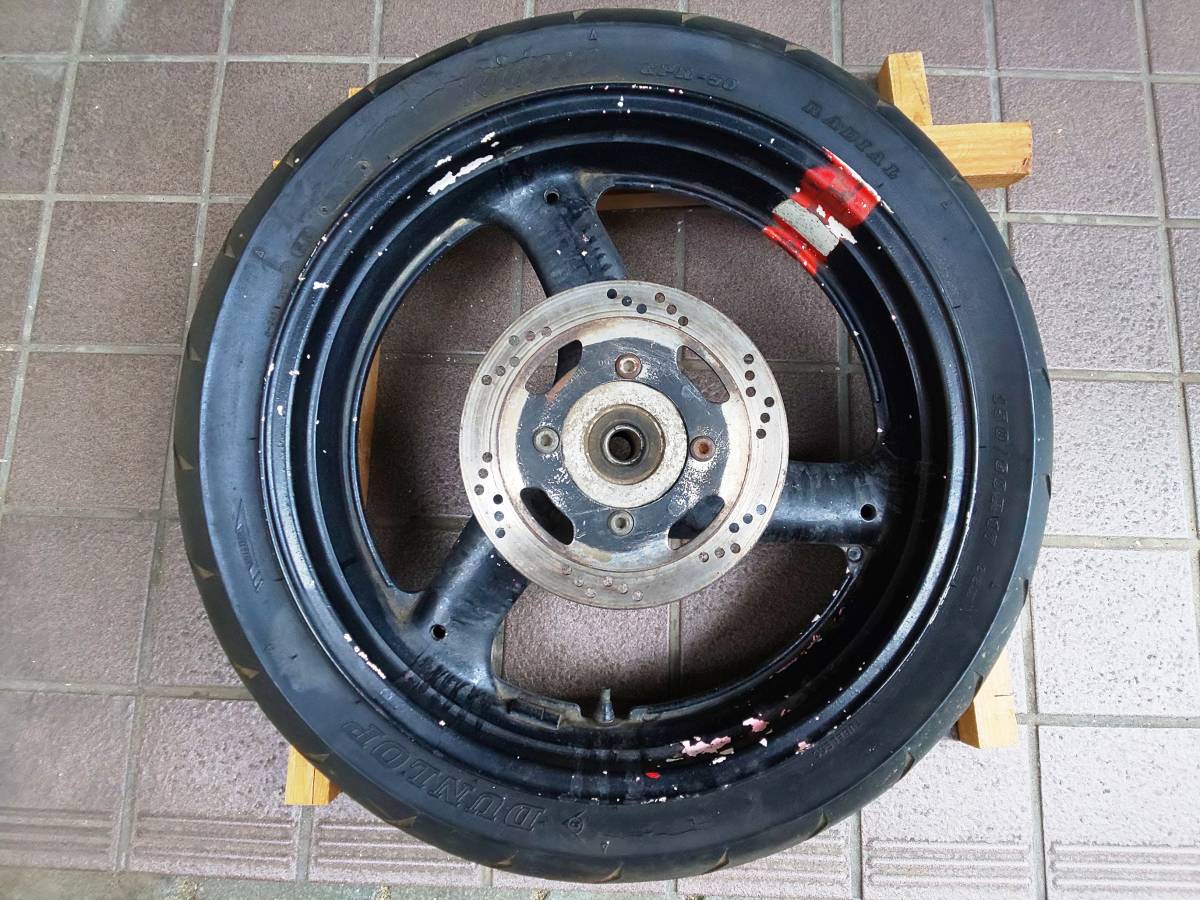 RGV250Γ VJ22A リアホイール (検索用 RGV250ガンマ VJ21A 流用