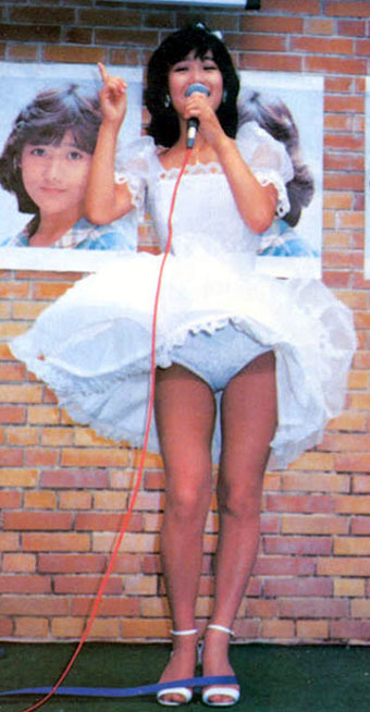 Search岡田有希子　パンツ 岡田有希子秘蔵珍しい写真３８枚 マル秘写真 セクシー生写真 ユニーク写真集の落札情報詳細 - Yahoo!オークション落札価格検索 オークフリー