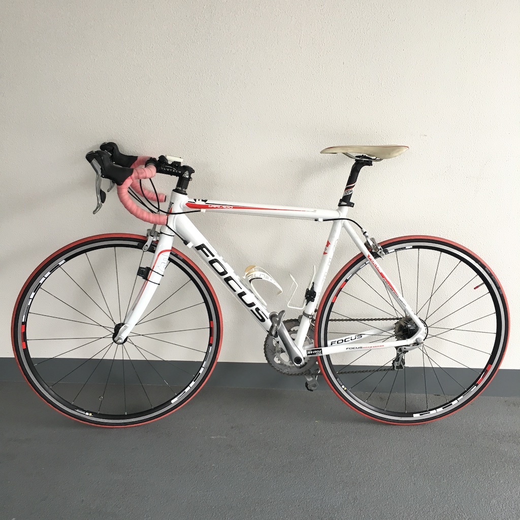 FOCUSフォーカスVARIADOヴァリアード2.0 シマノ105 ロードバイク FOCUS
