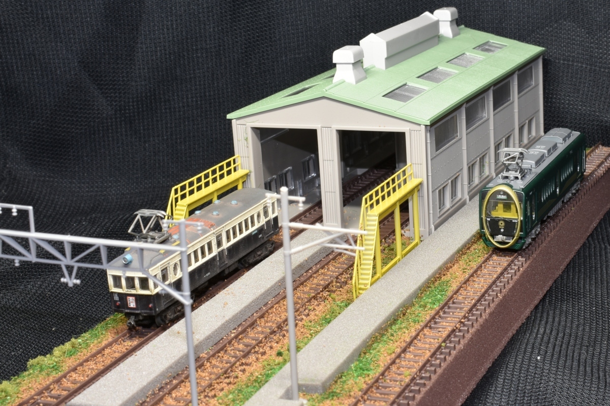 SAZAN】鉄道ジオラマ展示台(6線路x各6両編成）※架線柱ヤード