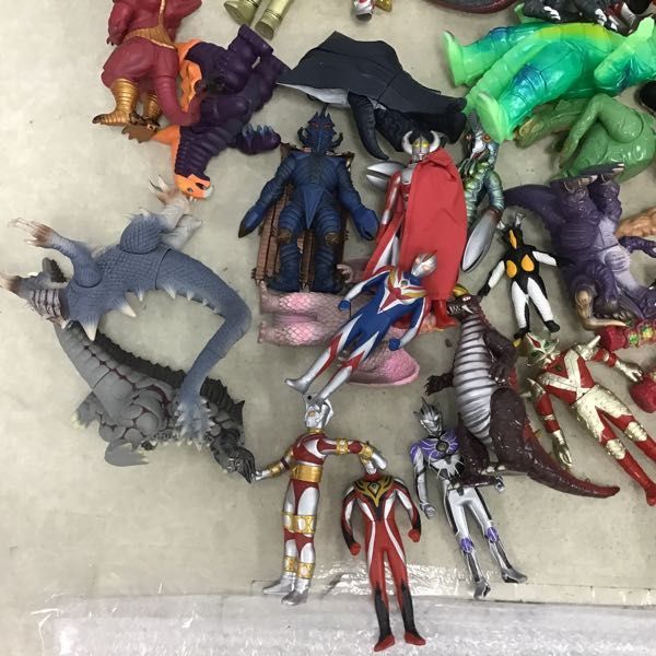 1円 訳あり ソフビ ウルトラマン ジャスティス クラッシュモード レジェンド ゼットン ぺリュドラ バルタン星人 ゴモラ他 の落札情報詳細 ヤフオク落札価格情報 オークフリー スマートフォン版
