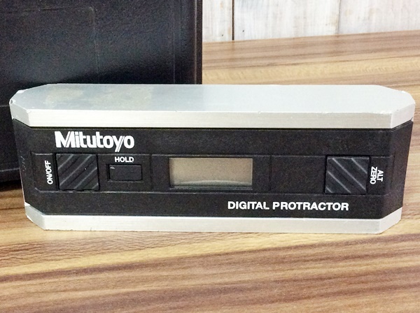 Mitutoyo デジタル角度計 Pro3600 950-318 （○【WH-7118】中古品 