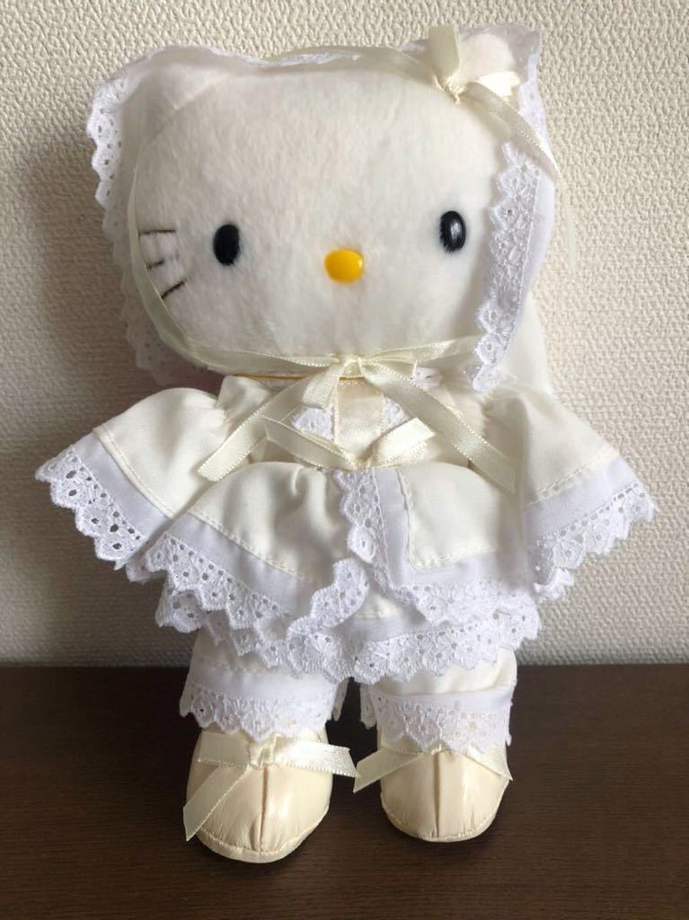KITTY GOODS COLLECTION 表紙ぬいぐるみ ハローキティ KITTY GOODS COLLECTION 表紙ぬいぐるみ ハローキティ