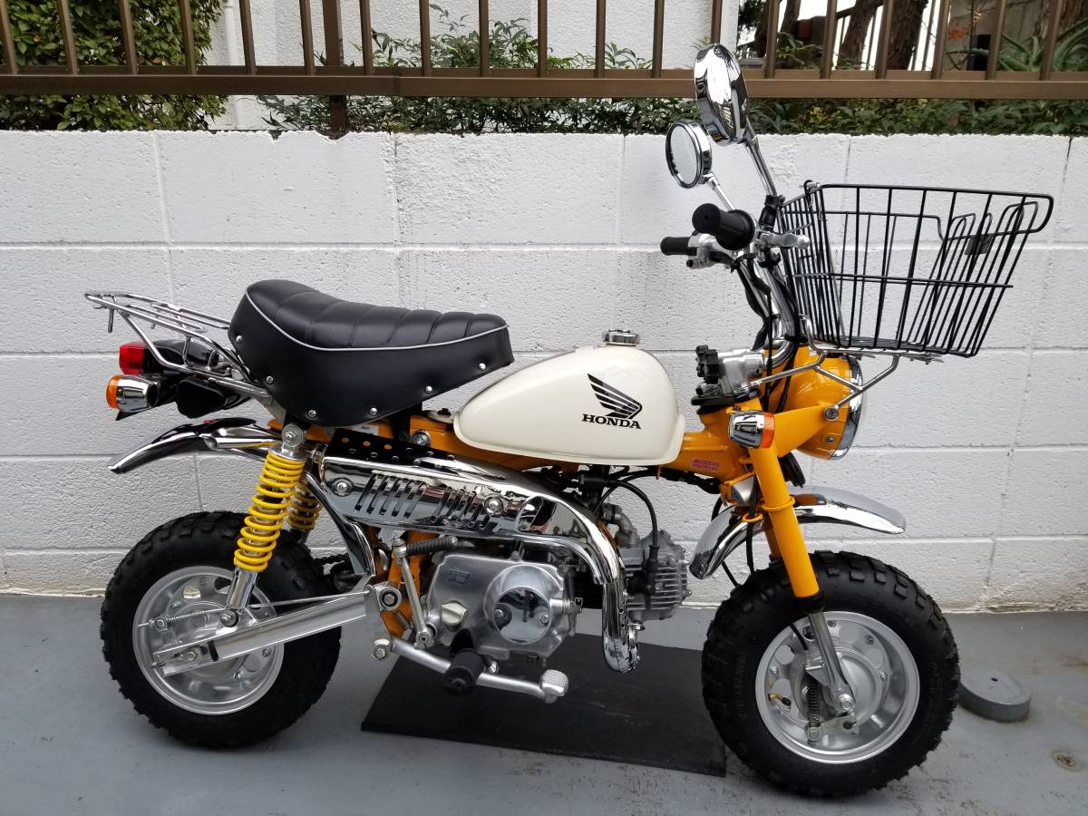 HONDA Monkey モンキーZ50J⑦2J クラシカルホワイトXプラズマイエロー