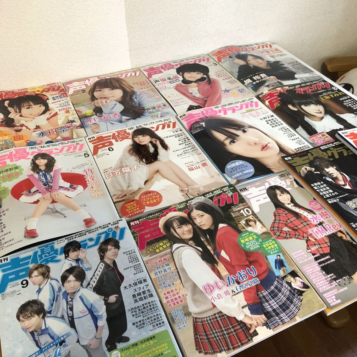 声優グランプリ 13 14 内田真礼 ゆいかおり 小倉唯 竹達彩奈 上坂すみれ へあちぇん セット 声優 の落札情報詳細 ヤフオク落札価格情報 オークフリー スマートフォン版
