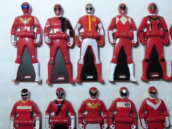 レンジャーキー 大量28体セット 歴代レッド ゴレンジャー等 戦隊 特撮ヒーロー バンダイ の落札情報詳細 ヤフオク落札価格情報 オークフリー スマートフォン版