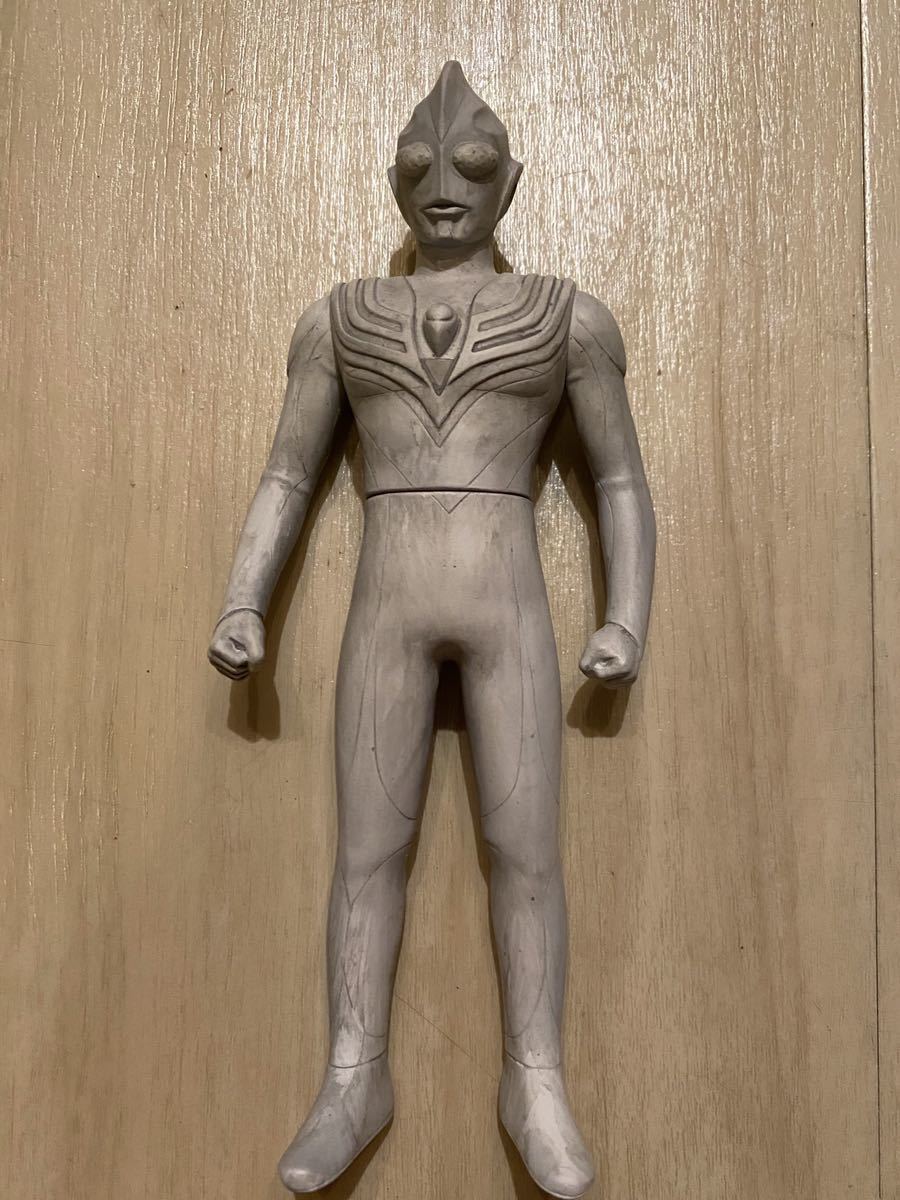 ウルトラマンティガ ソフビ 石像バージョン カスタム塗装 17センチ 09年製最終型 Bandai の落札情報詳細 ヤフオク落札価格情報 オークフリー スマートフォン版