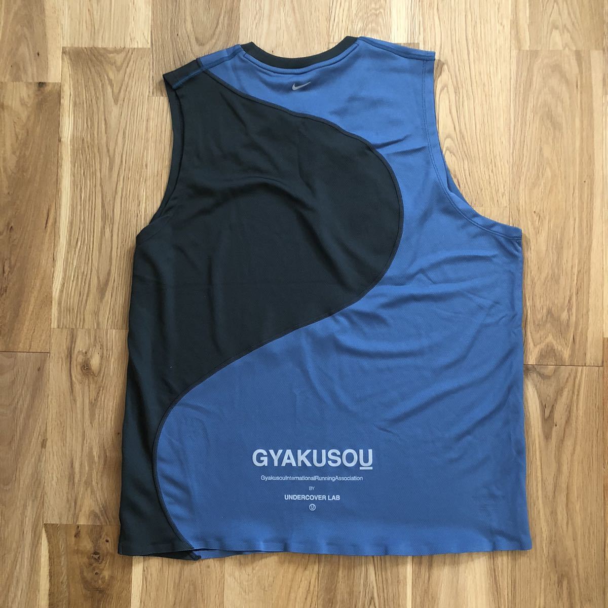 UNDERCOVER NIKE GYAKUSOU ノースリーブ Tシャツ S トップス