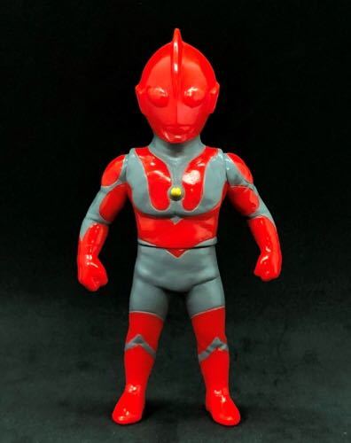 ウルトラマン ブルマァク ソフビ 酔っ払いウルトラマン きくち英一×かたおか徹治サイン会特別販売品 | 新潟の大人も子供