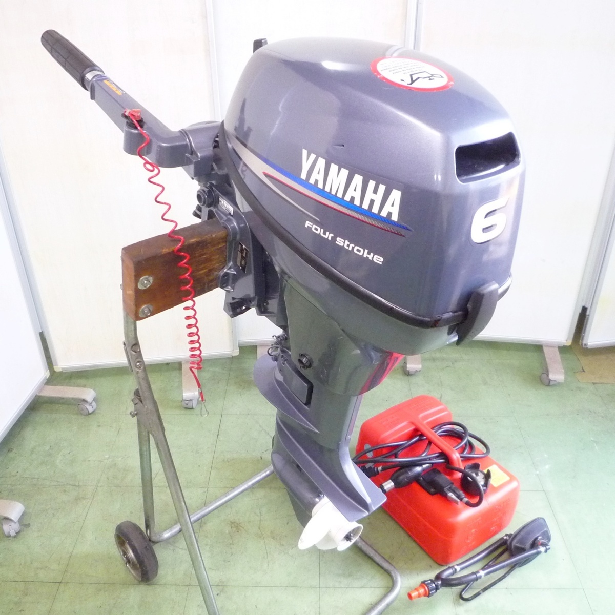 YAMAHA ヤマハ船外機5馬力 6E3-Sタンク付（YAMAHA ヤマハ 5CS 6E3 S 