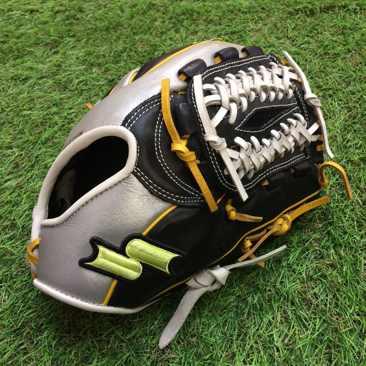 SSK - TCG-115（軟式、右投げ用、トライチャージシリーズ） SSK - TCG