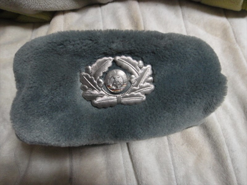 軍放出品アメ横中田商店で購入 東ドイツ軍耳あて付き防寒帽子寒い時期の屋外アウトドア 釣り使用感少ない中古57 表記 帽子mサイズ58 の落札情報詳細 ヤフオク落札価格情報 オークフリー スマートフォン版