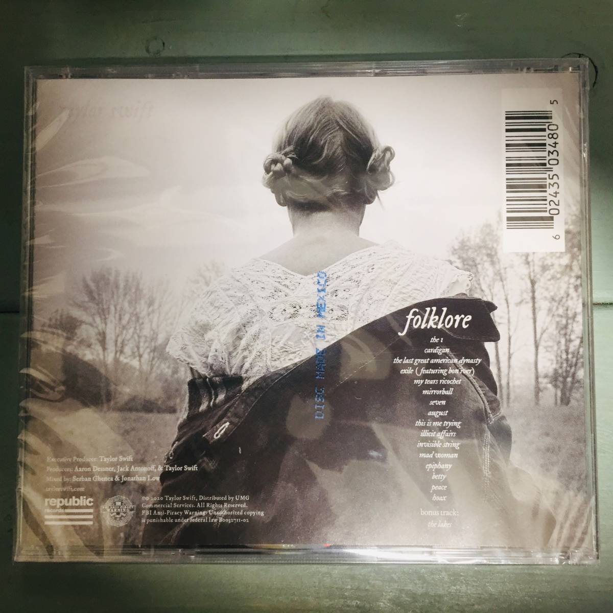 新品 限定直筆サイン入り Taylor Swift Folklore 輸入盤cd テイラー スウィフト の落札情報詳細 ヤフオク落札価格情報 オークフリー スマートフォン版