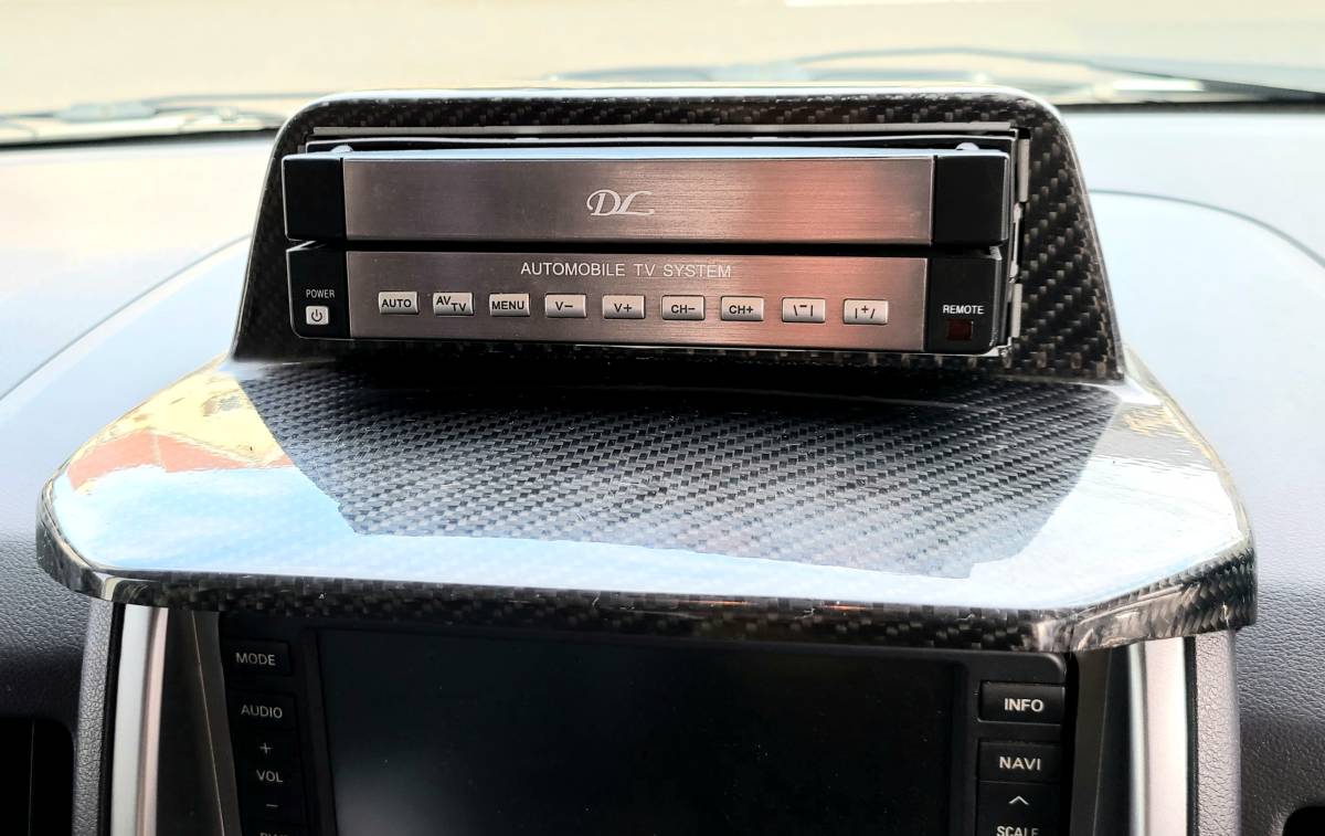 デリカD5 TGSセンターコンソールテレビモニターキット