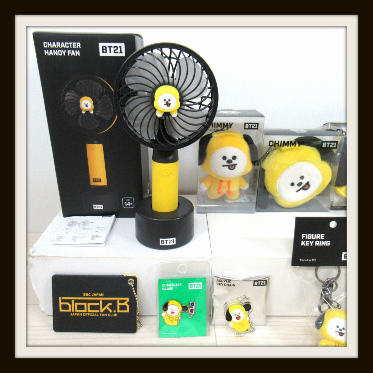 防弾少年団 Bts Bt21 Chimmy ジミン 公式 グッズ セット ハンディファン 扇風機 バッグチャーム キーリング ピンバッジ 10 の落札情報詳細 ヤフオク落札価格情報 オークフリー スマートフォン版