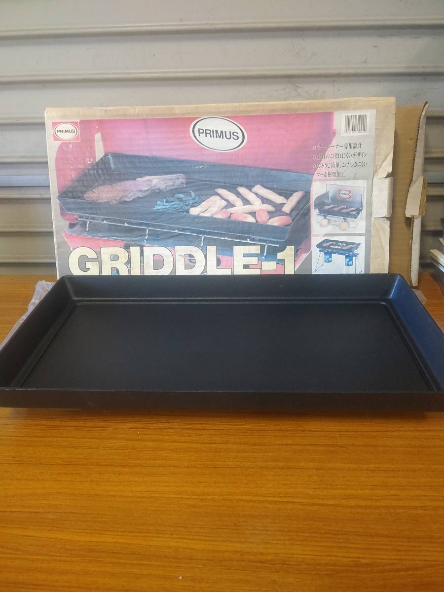 未使用品　PRIMUS GRIDDLE-1 グリドル　プリムス　イワタニ 未使用 プリムス（PRIMUS） ツーバーナー用グリドル GRIDDLE-1