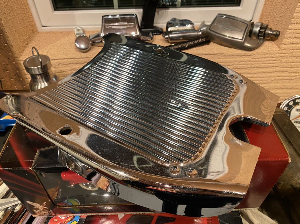 ハーレーショベルFLHシート下フレームカバー