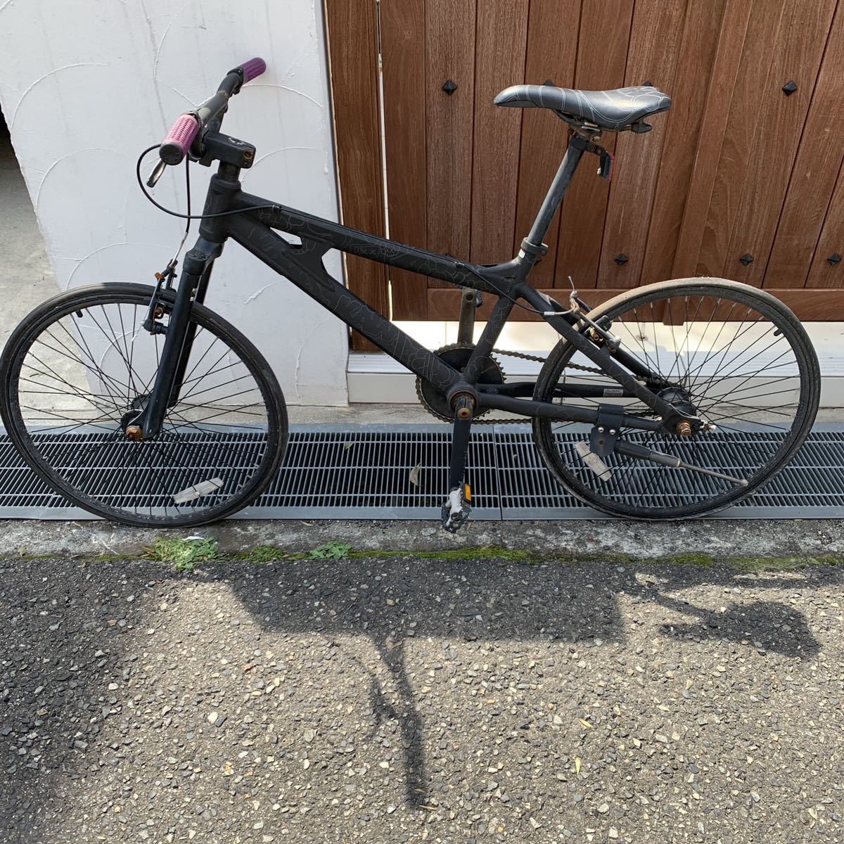 BE.BIKE x kaws BMX クルーザー 24インチ カウズ 自転車