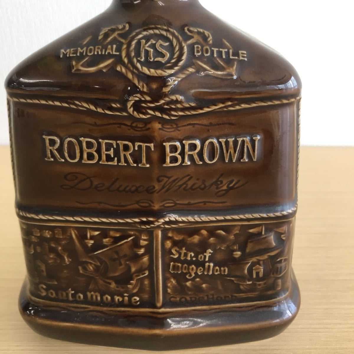 ROBERT BROWN 特級 陶器ボトル 他 未開栓3本 ロバートブラウン 2025年最新】ロバートブラウン 陶器の人気アイテム - メルカリ