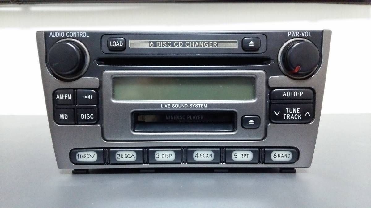 希少 TOYOTA トヨタ アルテッツァ 純正 純正オーディオ CDデッキ MD AM