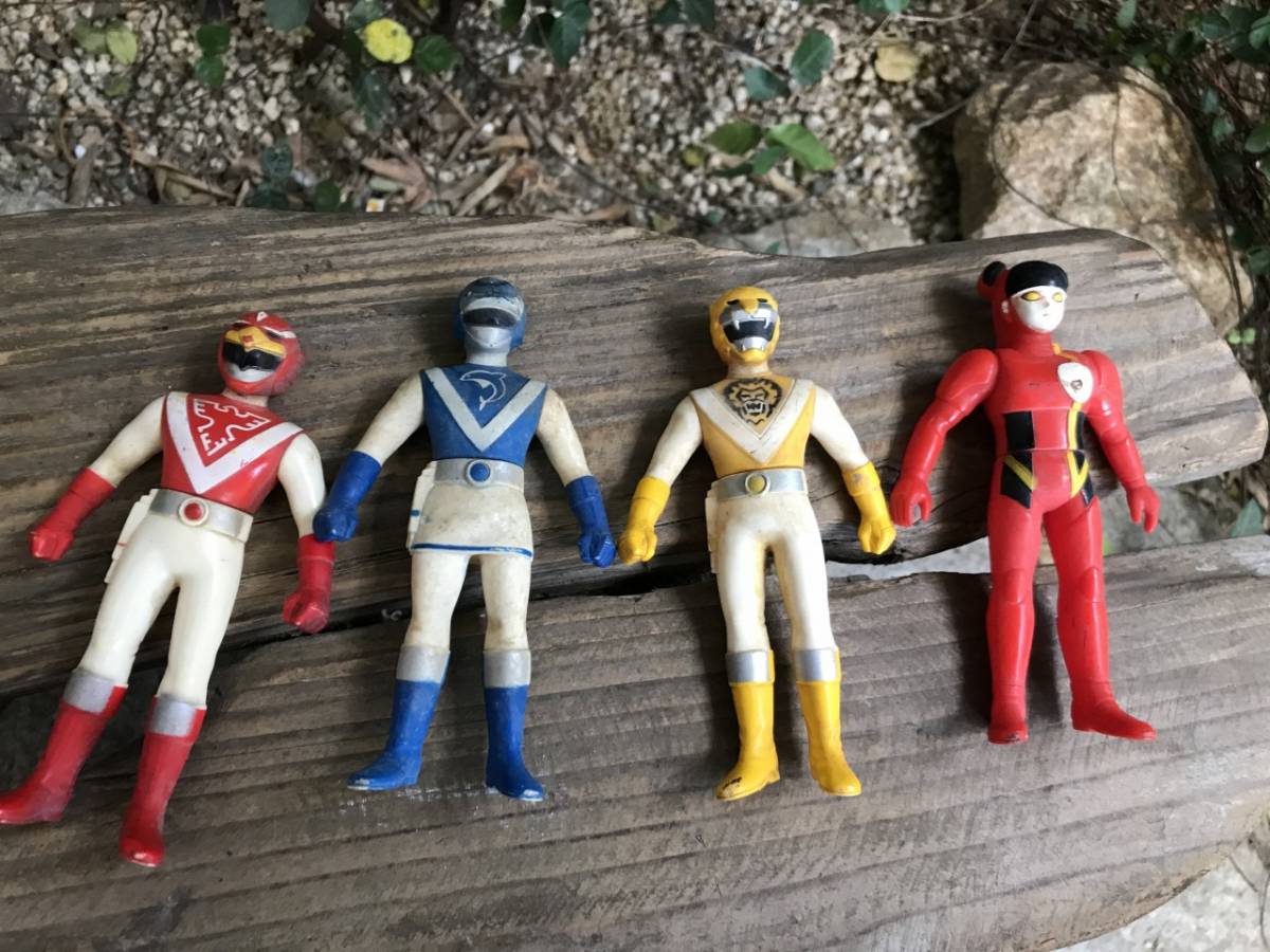ac 80年代 ライブマン コロン 戦隊モノ ヒーロー物 当時物 人形 4体 昭和レトロ おもちゃ 玩具 アニメ 漫画 ソフビ の落札情報詳細 ヤフオク落札価格情報 オークフリー スマートフォン版 ac 80年代 ライブマン コロン 戦隊モノ ヒーロー物 当時物 人形 4体 昭和レトロ おもちゃ 玩具 アニメ 漫画 ソフビ の落札情報詳細 ヤフオク落札価格情報 オークフリー スマートフォン版