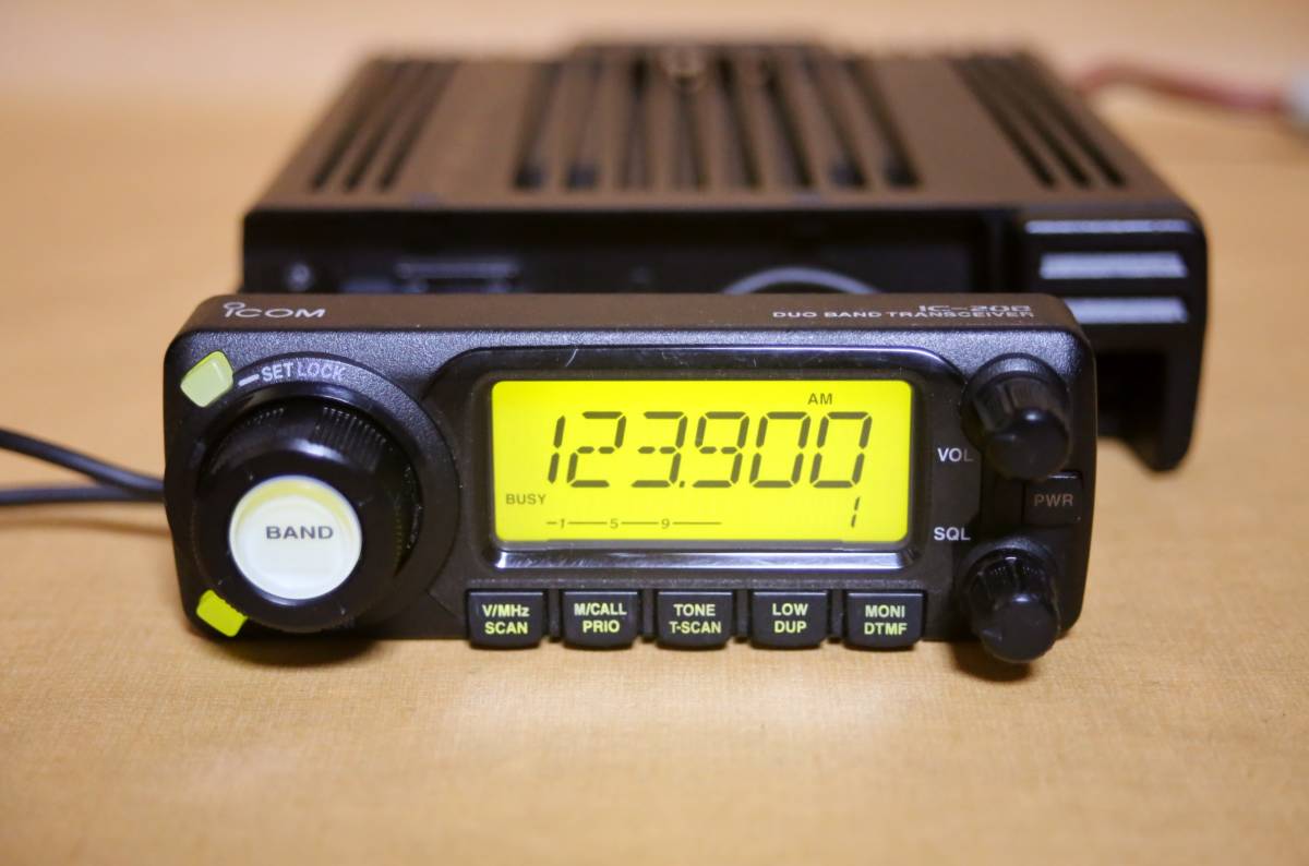 ICOM IC-208D 新スプリアス　受信改済み ICOM IC-208D 144/430MHz 新スプリアス適合機 セパレートコード付