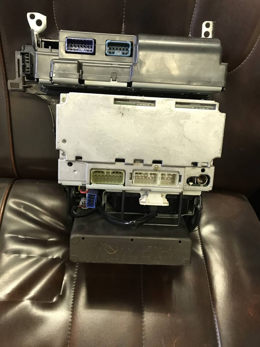トヨタ純正オーディオ エアコンパネル GX81 MX83 GX81 LX80 SX80