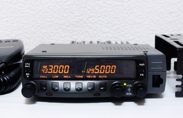 ケンウッド　TM-833　430/1200MHz　LED仕様　受信改造済 ケンウッド TM-833 430/1200MHz LED仕様 受信改造済