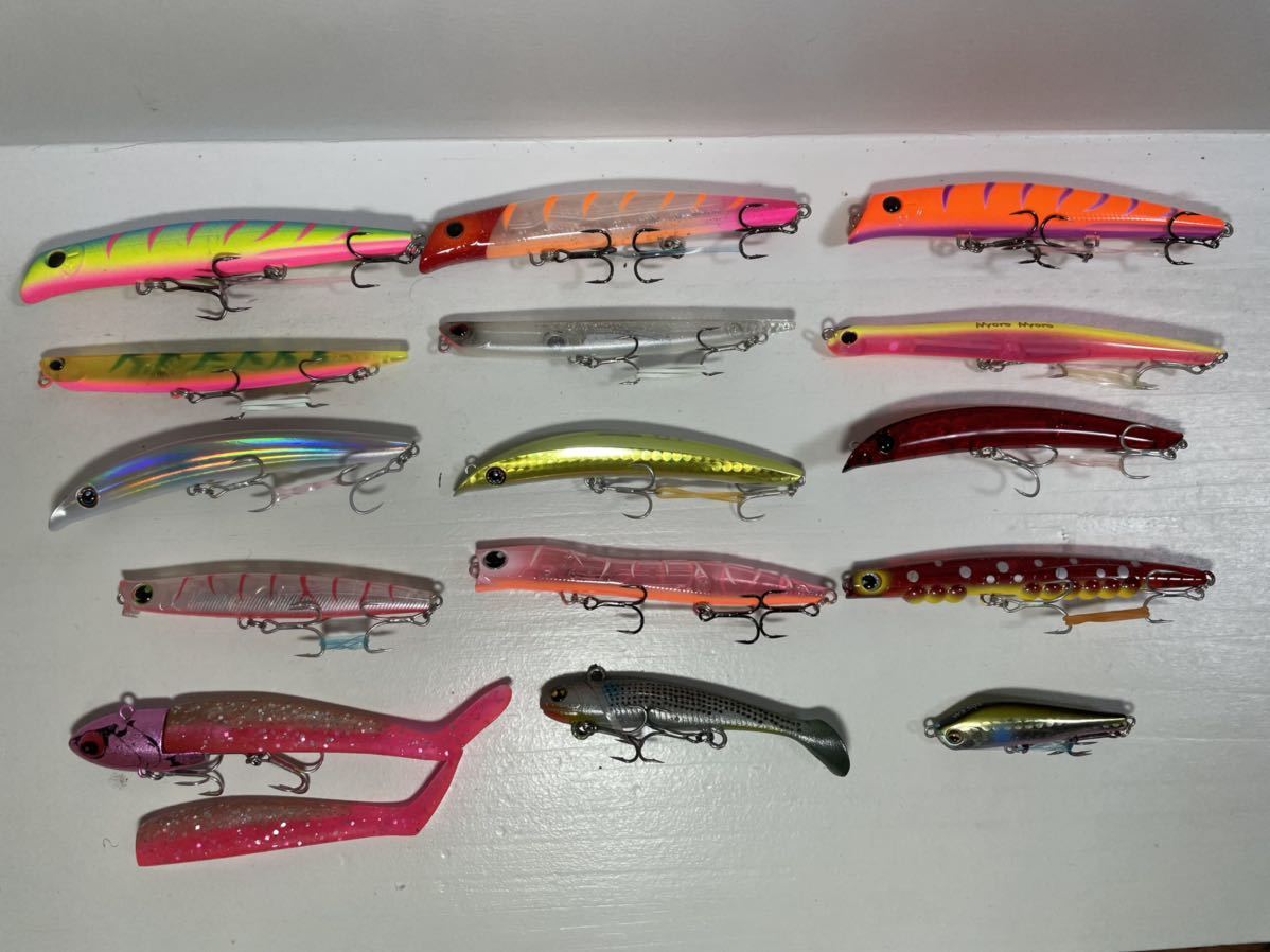 ケース付き】バチ抜けルアー12本セット