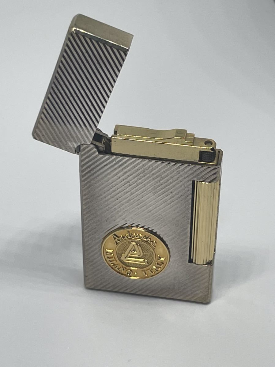 オイルライター Piedroche ピエドロチェ ジッポ Zippo イタリア ミラノ の落札情報詳細 ヤフオク落札価格情報 オークフリー スマートフォン版