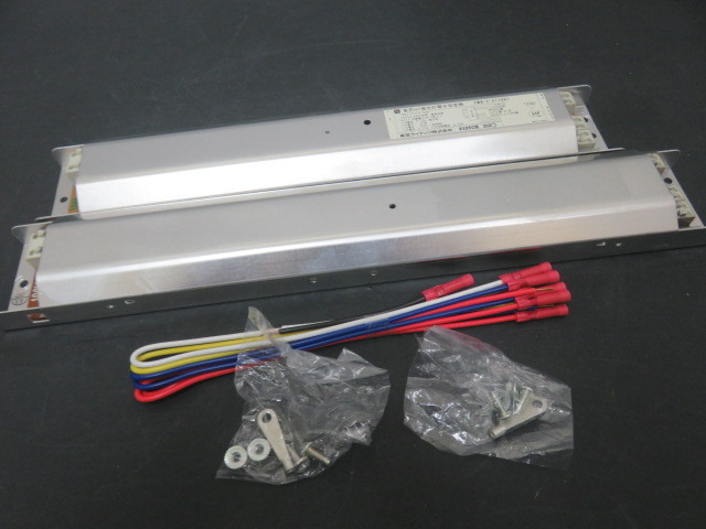 TOSHIBA FMB-2-326225R 電設資材東芝蛍光灯電子安定器5台