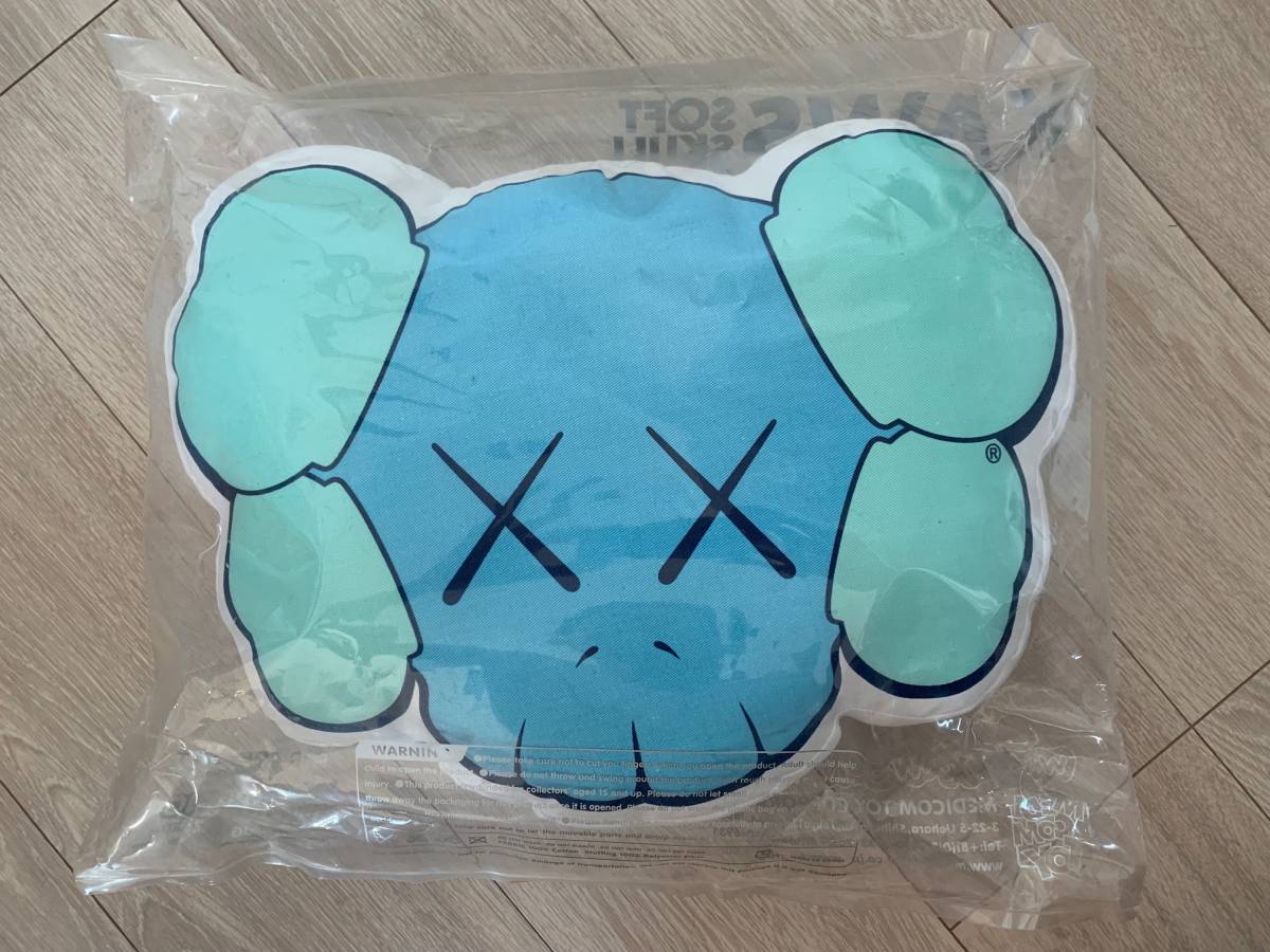 【希少！】KAWS SOFT SKULL クッション MEDICOM TOY 希少！】KAWS SOFT SKULL クッション MEDICOM TOY