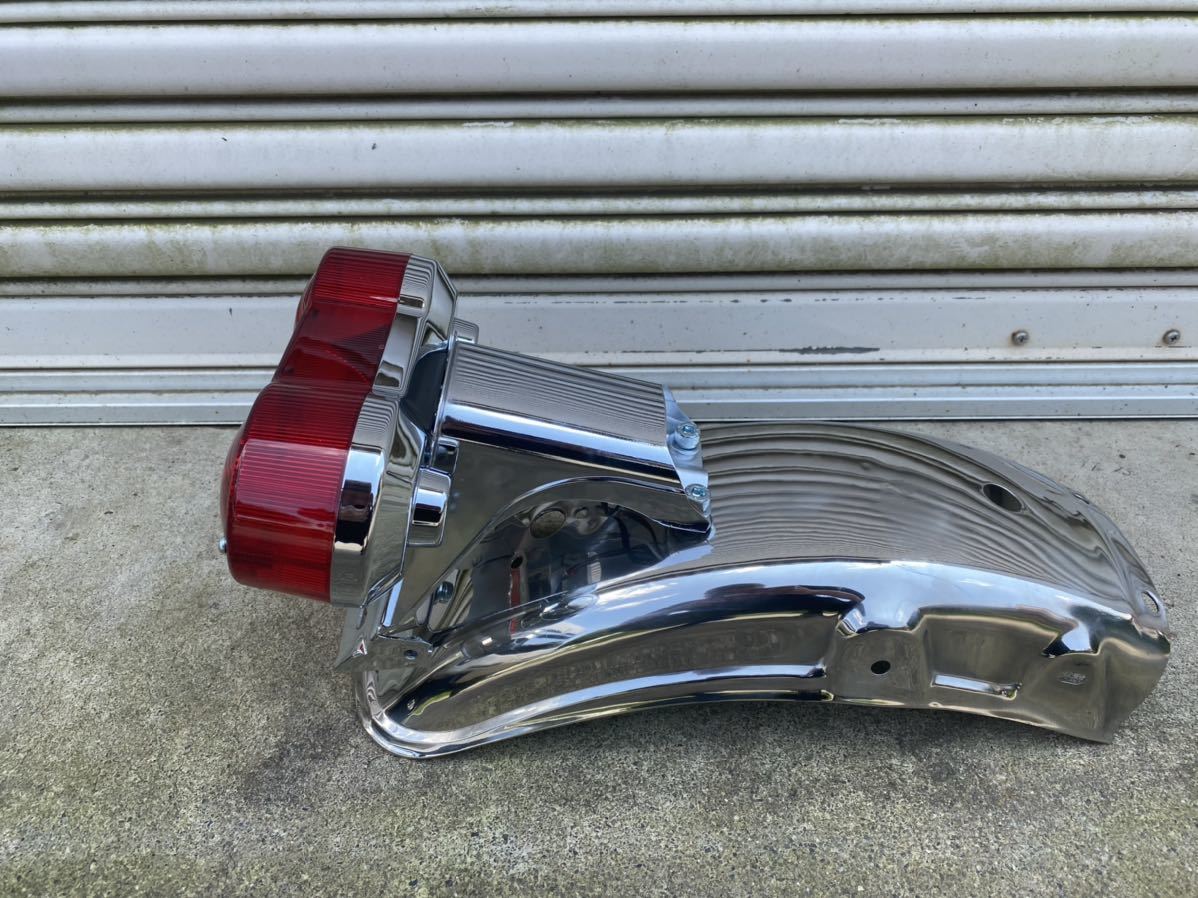 GT380 リヤフェンダー サンパチ リアフェンダー 純正 希少 gt380
