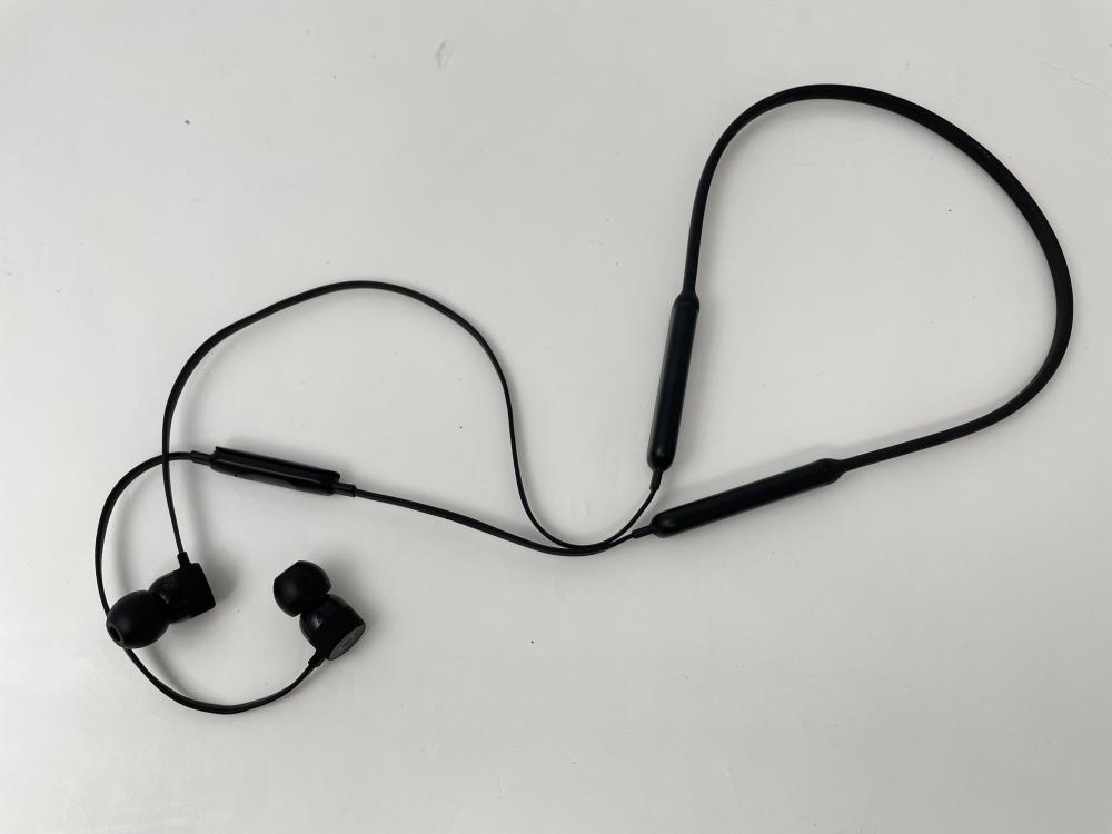  Apple、BeatsXイヤホンの発売が2月まで延期と発表