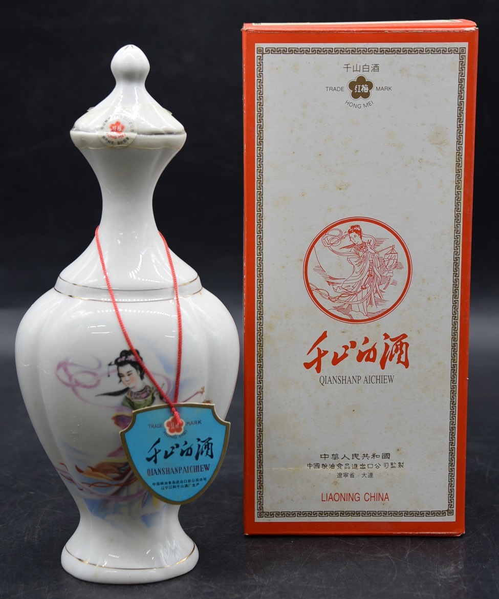 中国のお酒 千山白酒 紅梅