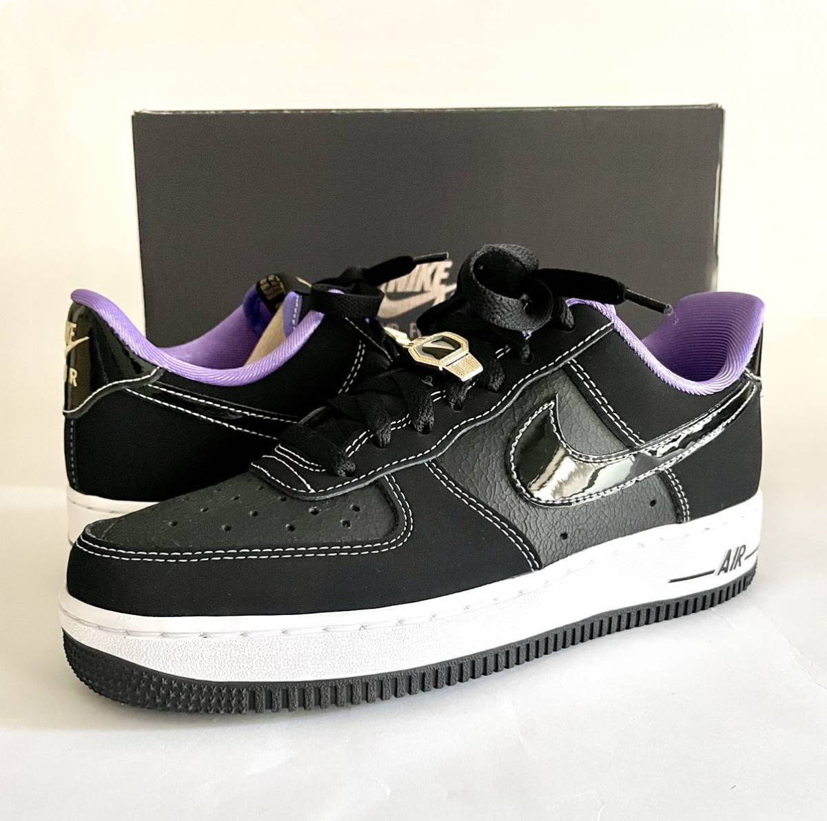 【未使用に近い】Nike Air Force 1 07 LV8 EMB World Champ Black Lakers ナイキ エアフォース