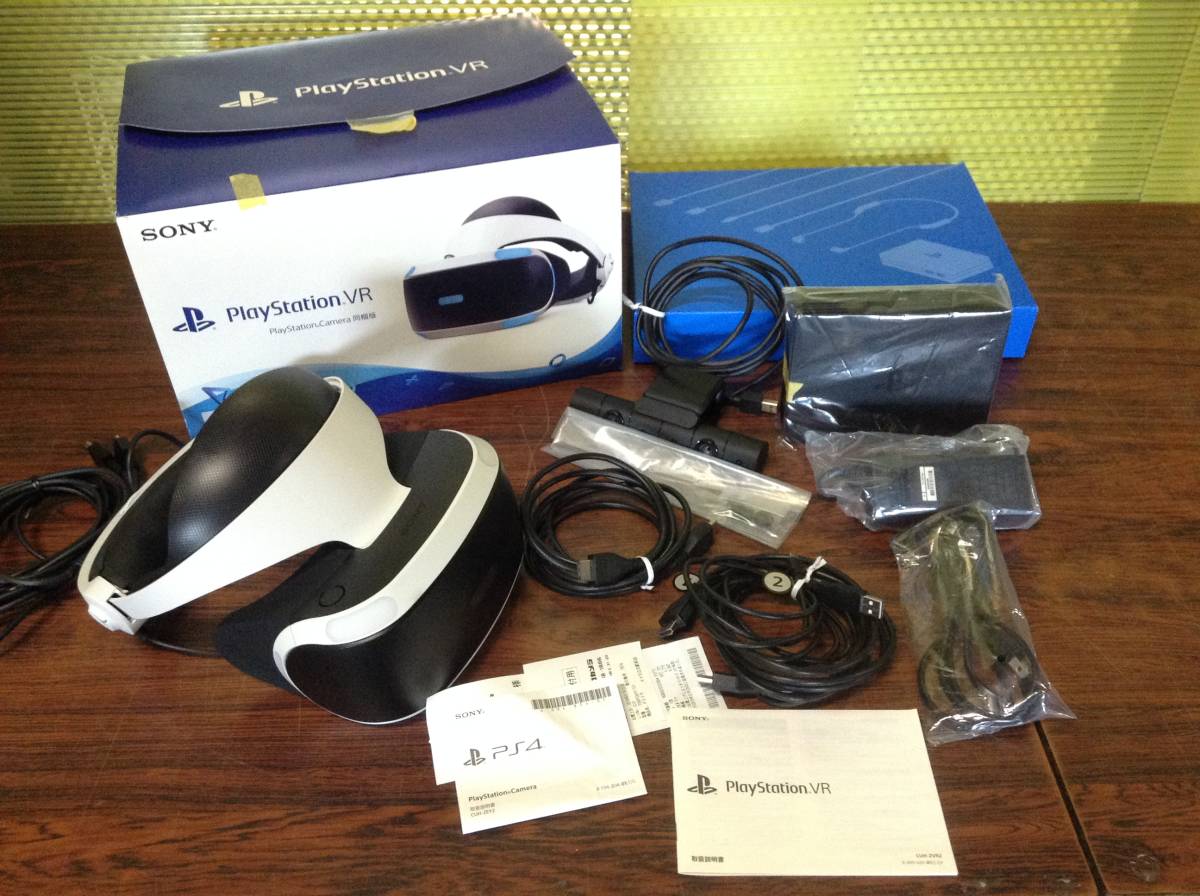 【やや傷や汚れあり】Sony PlayStation PS4 VR CUHZVR2 headphone Camera w/box