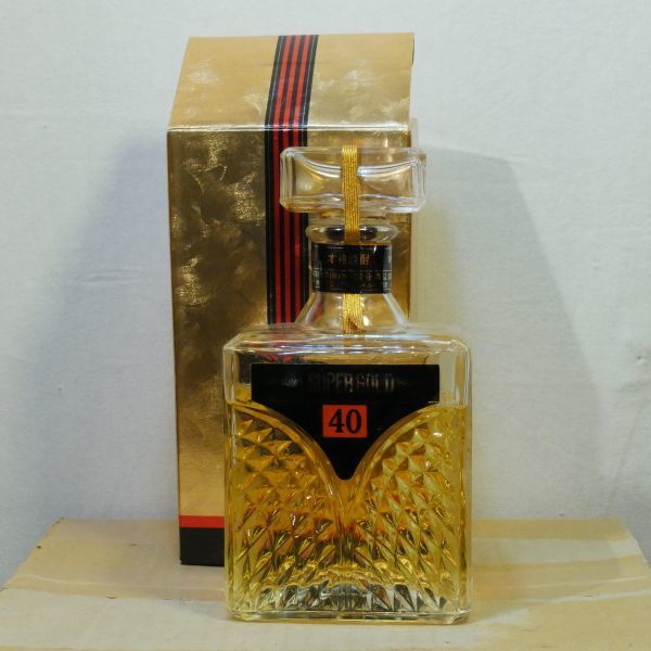 【傷や汚れあり】【古酒】薩摩 本格焼酎/SATSUMA SUPER GOLD 隼人/HAYATO 40度 720mlの落札情報詳細