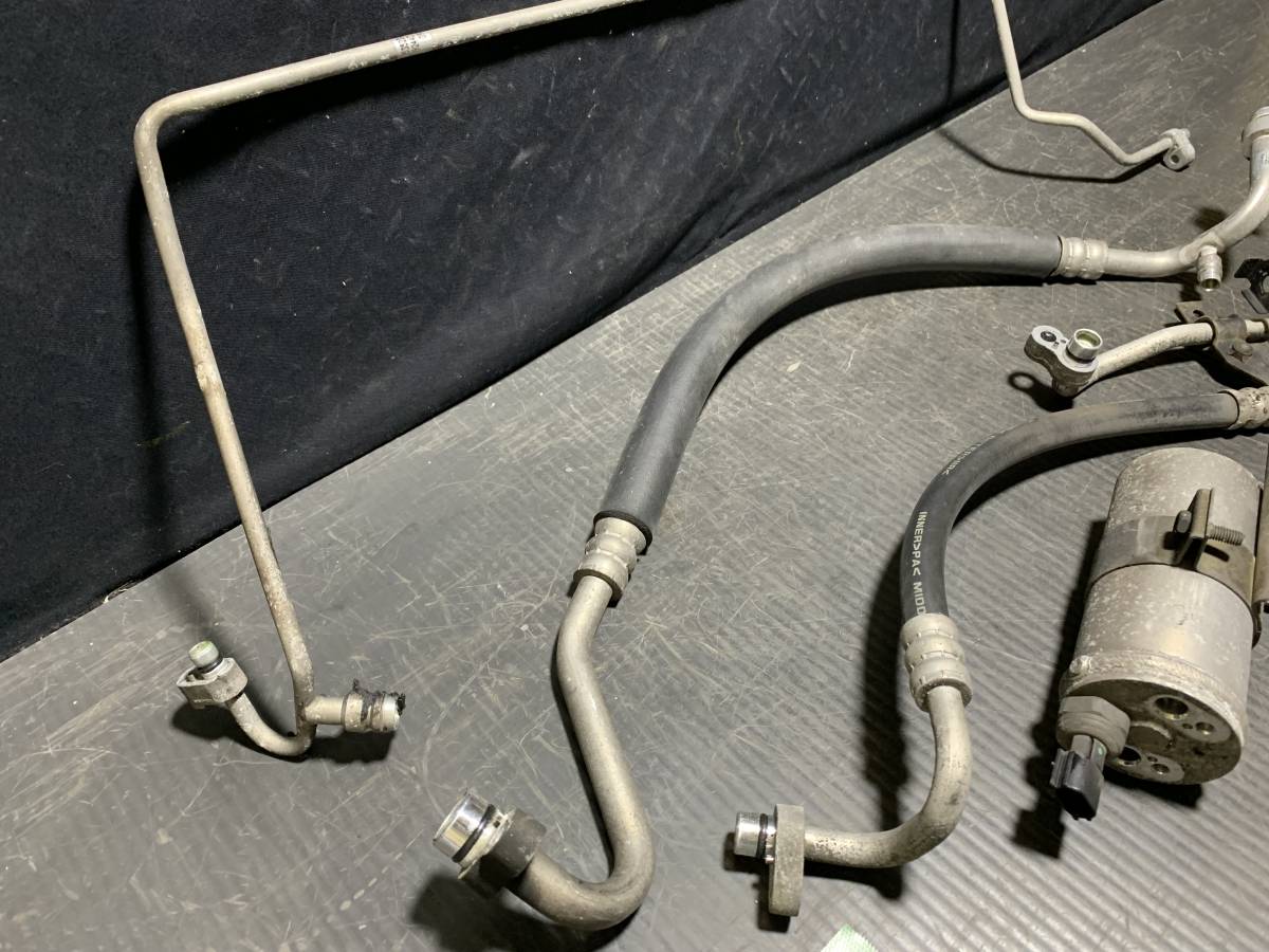 やや傷や汚れあり】C35 ローレル A/C エアコン 配管 ライン パイプ  