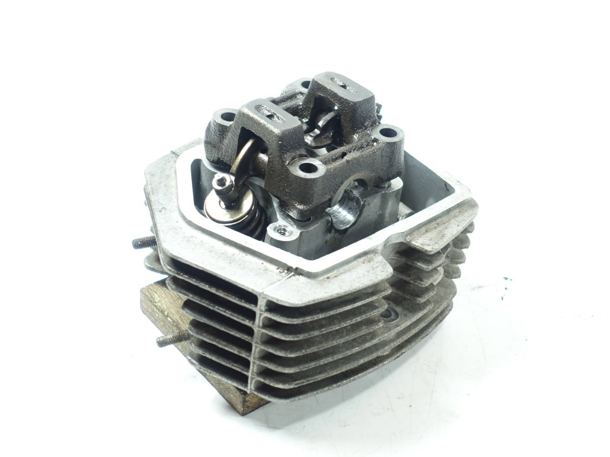 XLR80 エイプ100 シリンダーヘッドポート加工済み